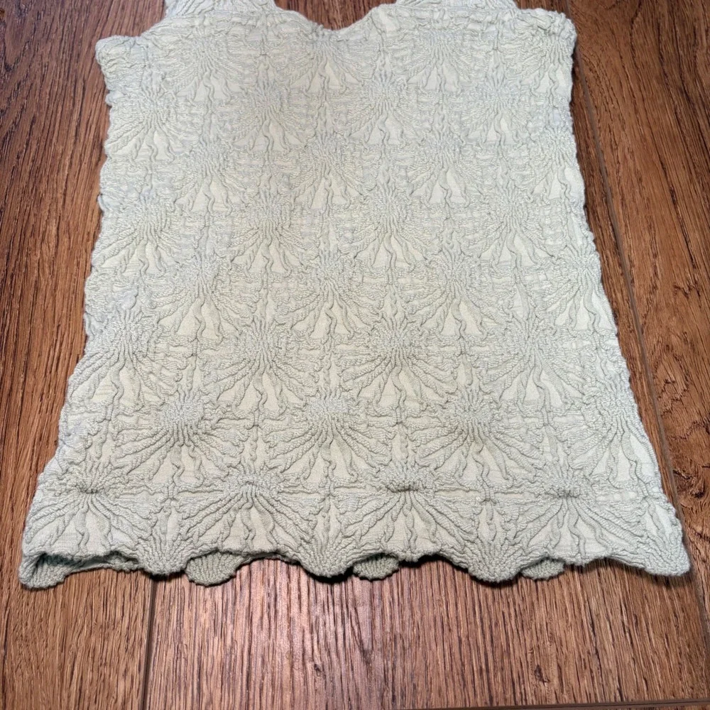 Altar'd State Sage Green Textured Tank Top Womens S Floral Fairy Romantic Garden - Picture 7 of 7